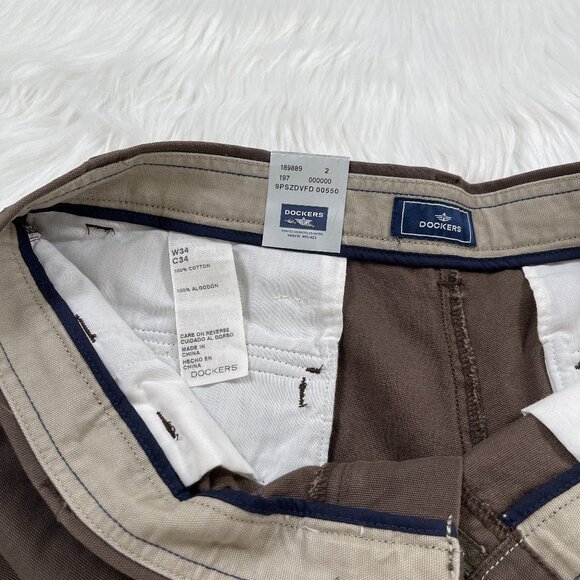 Dockers Canvas Flat Front Loose Fit Brown Cargo Shorts Men's Size 34 NWT - Picture 7 of 8